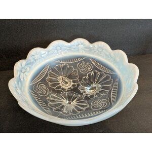 Vintage Northwood Ruffles & Rings Opalescent Glass Floral Footed Bowl Scalloped